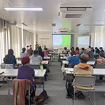 �s�����u���u�N���̕ǁv�̐��̂́H